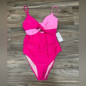 Cupshe Two-Tone Pink One-Piece Swimsuit